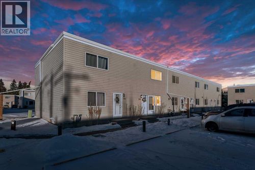 702-4719 33 St, Red Deer, AB, T4N0N7 | Card Image