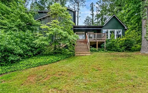 1033 Justice Ln Nw, Acworth, GA, 30102-6352 | Card Image