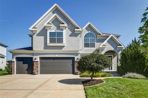 16481 S Ryckert St, Olathe, KS, 66062-7985 | Card Image