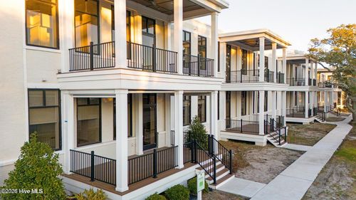 unit-111-805 Mulberry St, Beaufort, NC, 28516-1935 | Card Image