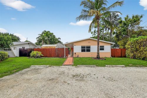 2-920 Sw 30th St, Fort Lauderdale, FL, 33315-2920 | Card Image