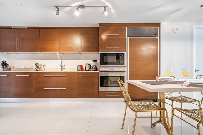 APT-4511 - 485 Brickell Ave, Condo with 1 bedrooms, 1 bathrooms and null parking in Miami FL | Image 5