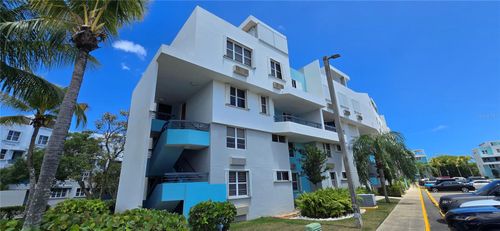 523-CARR 686 Chalets De La Playa, Vega Baja, PR, 00693 | Card Image