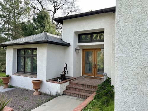 116 Franklin Ave, Redlands, CA, 92373-6802 | Card Image