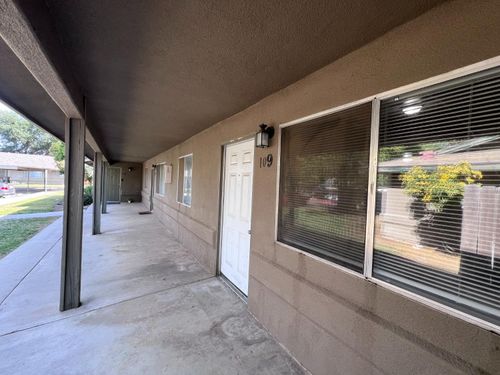109-1262 N Marks Ave, Fresno, CA, 93722-5954 | Card Image