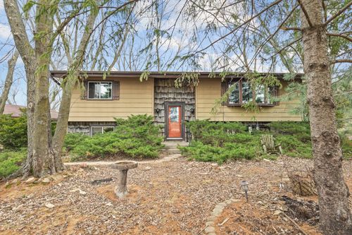 6867 N Eggert Rd, ROCK CITY, IL, 61070-9740 | Card Image