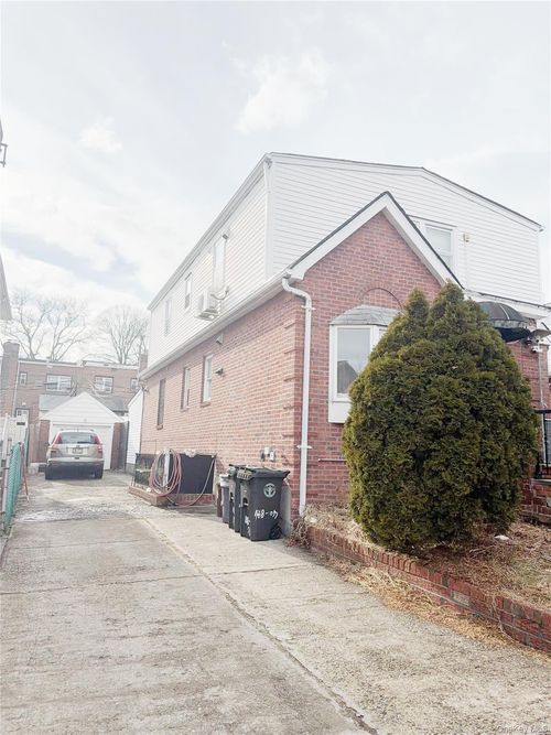 148 59th Ave, Flushing, NY, 11355 | Card Image