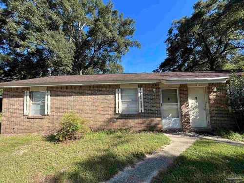224 Jeffery Ln, Pensacola, FL, 32514-3821 | Card Image