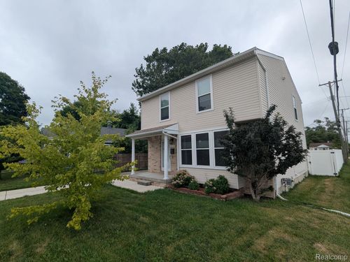 1834 Almont St, Ferndale, MI, 48220-2031 | Card Image