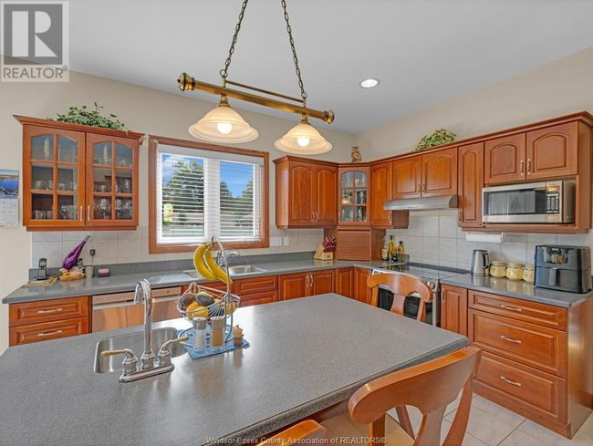 1912 Corbi Lane, House other with 3 bedrooms, 3 bathrooms and null parking in Tecumseh ON | Image 15