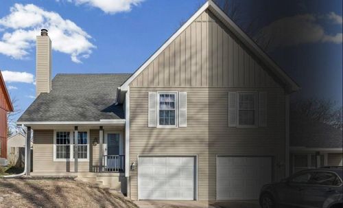 1422 La Chateau Dr, Liberty, MO, 64068-3304 | Card Image