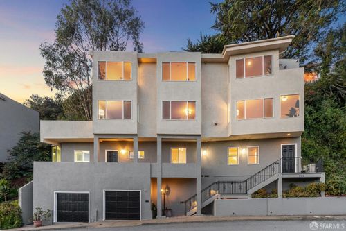 221 Cresta Vista Dr, San Francisco, CA, 94127-1636 | Card Image