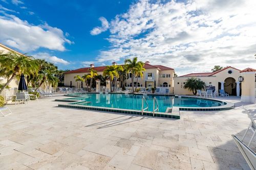 201-5020 Harmony Cir, Vero Beach, FL, 32967-7208 | Card Image