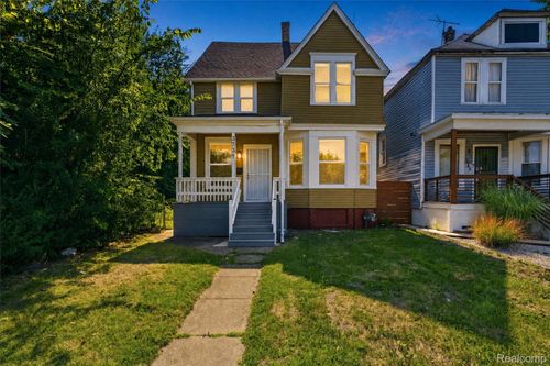 3739 Van Dyke St, Detroit, MI, 48214-5103 | Card Image