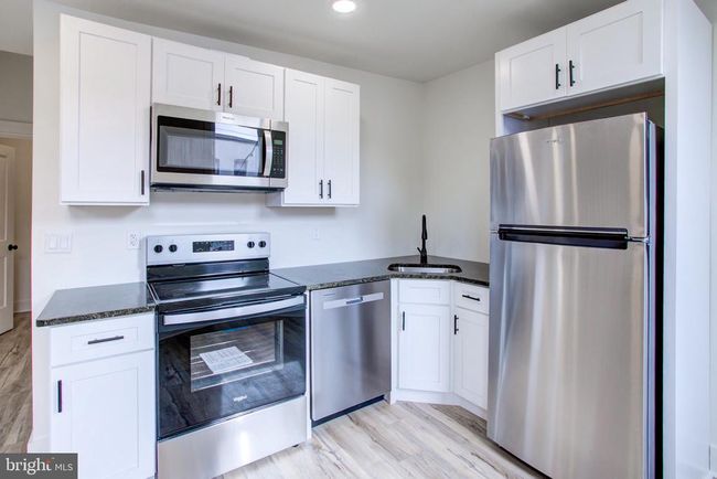 3 - 11 E Walnut St, Home with 1 bedrooms, 1 bathrooms and null parking in LANCASTER PA | Image 6