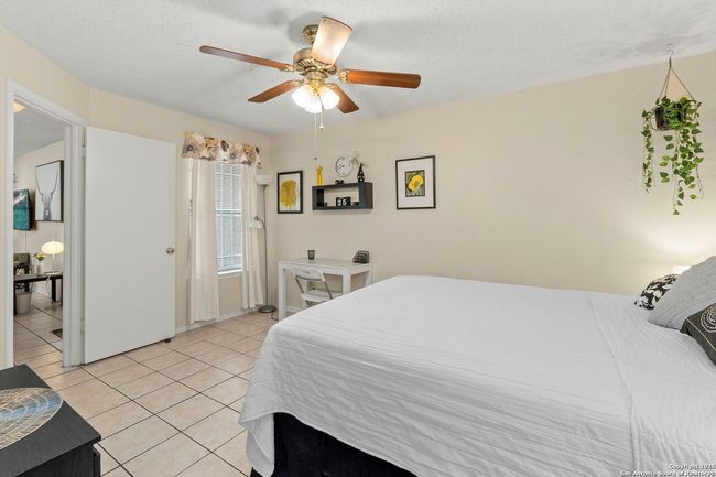 E102 - 5322 Medical Dr, Condo with 1 bedrooms, 1 bathrooms and null parking in San Antonio TX | Image 11