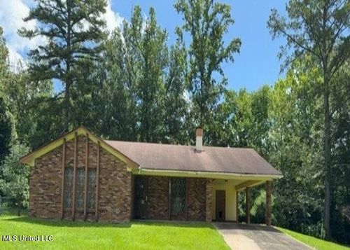 1540 Cedar Pine Dr, Jackson, MS, 39212-2032 | Card Image