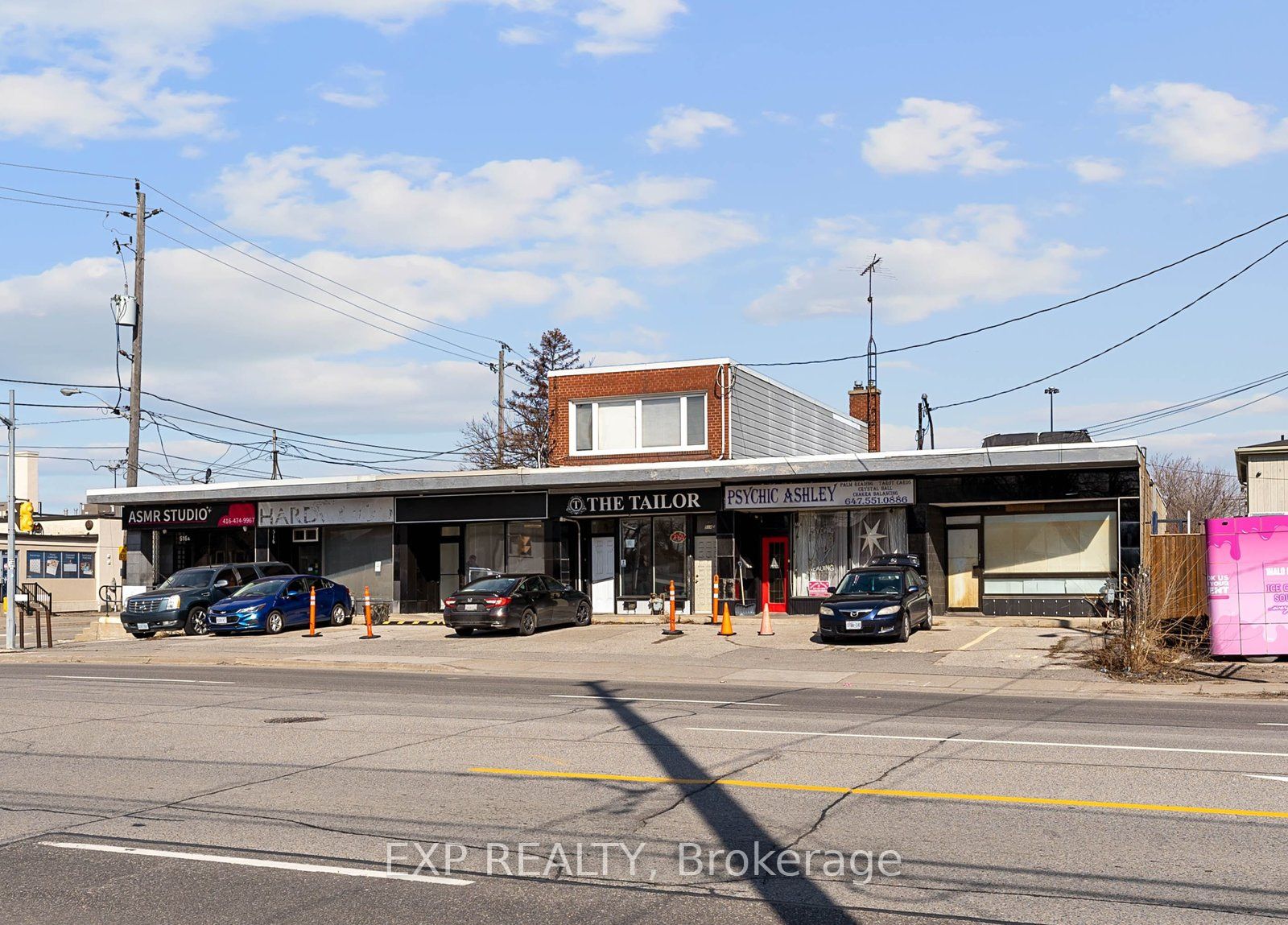 Commercial Sale in Toronto W06 2