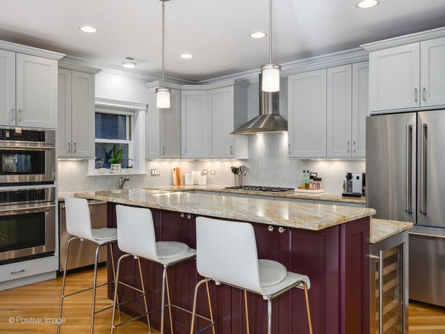 APT-3 - 456 Briar Pl, Home with 3 bedrooms, 2 bathrooms and null parking in CHICAGO IL | Image 12