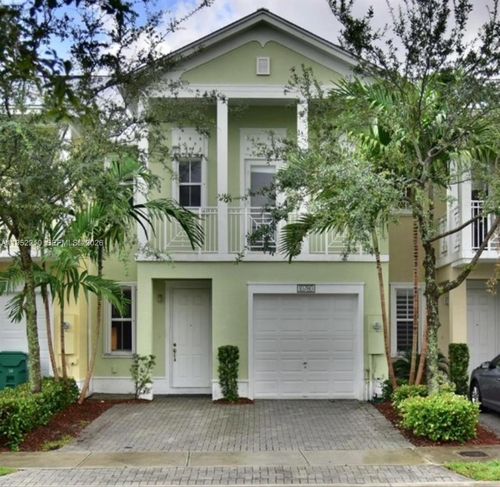 10780 Nw 74th Ln, Medley, FL, 33178-2198 | Card Image