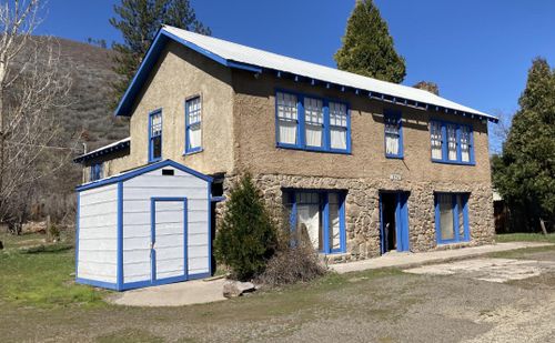 18598 State Highway 89, Hat Creek, CA, 96040-9435 | Card Image