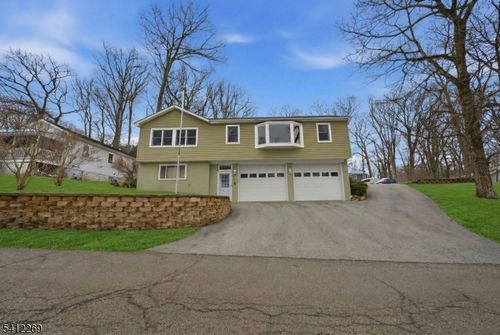 335 Elmira Trl, Hopatcong, NJ, 07843-1110 | Card Image