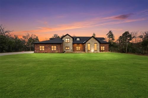 326 Willow Creek Ln, Ovilla, TX, 75154-1440 | Card Image