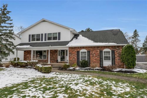 125 Dan Troy Dr, Amherst, NY, 14221-3549 | Card Image