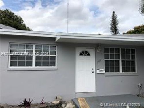 f-5411 Sw 38th Ct, West Park, FL, 33023-6822 | Card Image