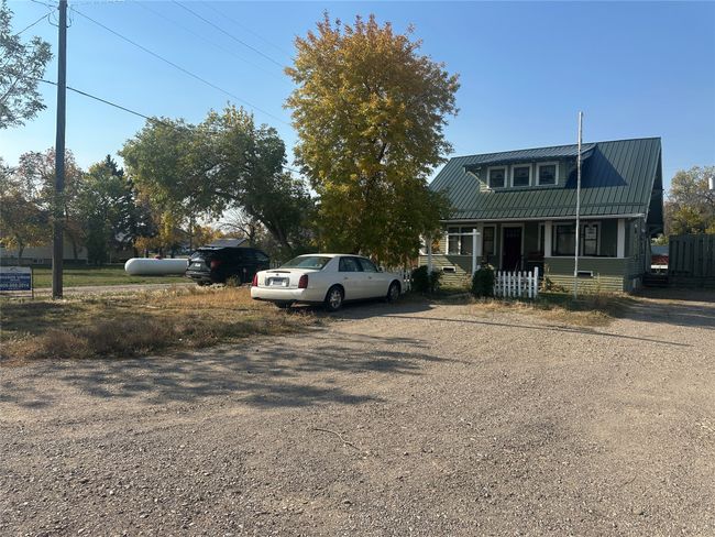 View of front facade | Image 32
