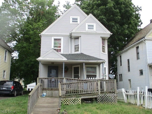 12th St, Elyria, OH 44035