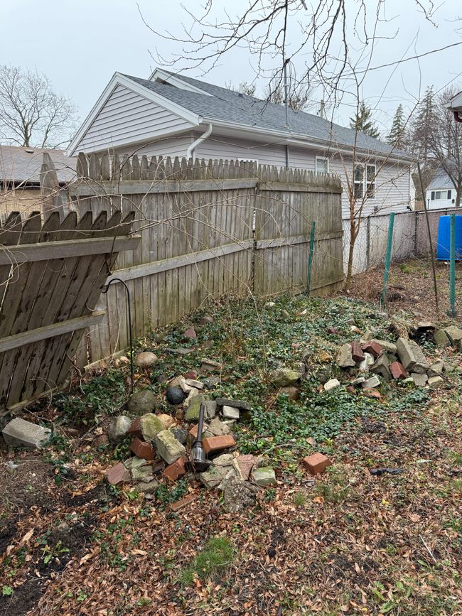 228 Borland Ct, House other with 3 bedrooms, 2 bathrooms and null parking in Saginaw MI | Image 22