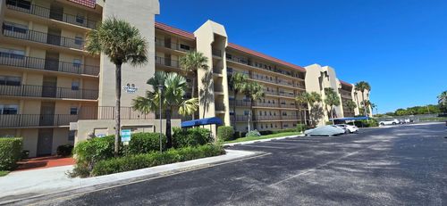 apt-306-3661 Via Poinciana, Lake Worth, FL, 33467-2850 | Card Image