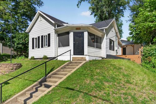 1511 Michigan Ave, Logansport, IN, 46947-1575 | Card Image