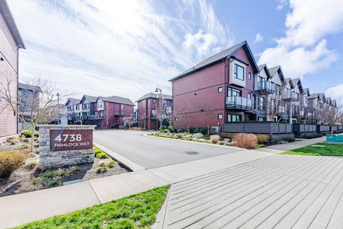 185-4738 Hemlock Way, Tsawwassen, BC, V4M0E3 | Card Image