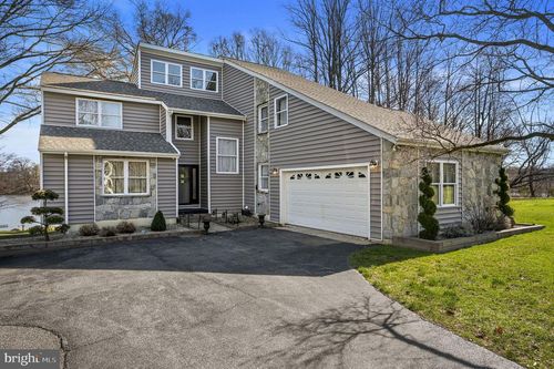 115 Dodge Dr, SMYRNA, DE, 19977-1880 | Card Image