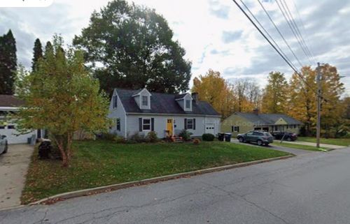 13 Drury Dr, Essex Junction, VT, 05452-3119 | Card Image