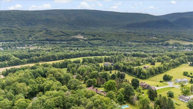 92 Coventry Ln, House other with 4 bedrooms, 3 bathrooms and null parking in Manchestr Ctr VT | Image 60