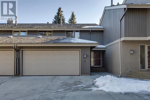 1901 Varsity Estates Dr Nw, Calgary, AB, T3B4T7 | Card Image