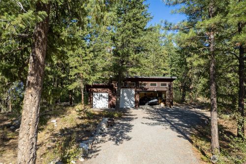 15 Deer Run Loop Rd, Winthrop, WA, 98862-5704 | Card Image