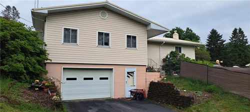 830 Bells Mills Cloe Rd, Punxsutawney, PA, 15767-3563 | Card Image