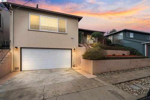 22123 22123 Main St, Hayward, CA, 94541 | Card Image