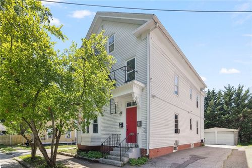46 Ivy St, Providence, RI, 02906-2559 | Card Image