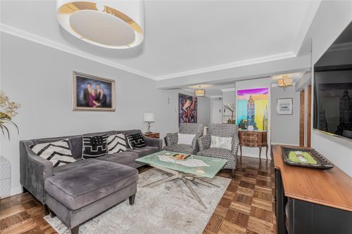 apt-2e-52 Yonkers Ter, Yonkers, NY, 10704-3316 | Card Image
