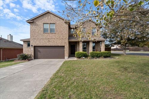 324 Bloomsbury Dr, Kyle, TX, 78640-5825 | Card Image