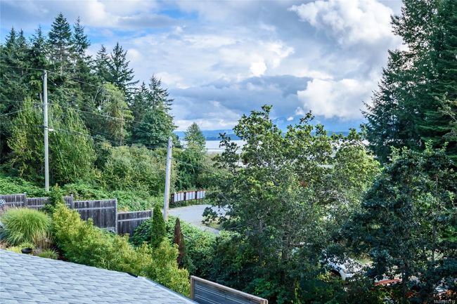 ocean view from upstairs | Image 26