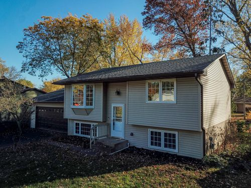 1800 Webber St, White Bear Lake, MN, 55110-3338 | Card Image