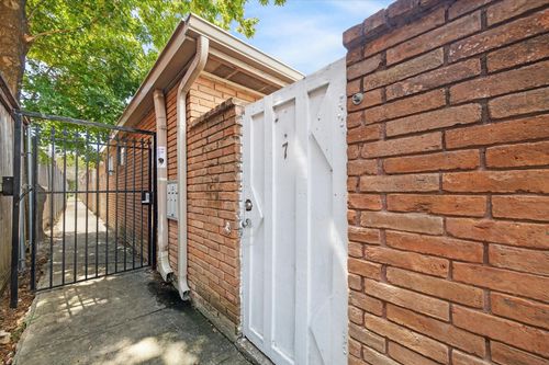 7-3259 Branard St, Houston, TX, 77098-1957 | Card Image