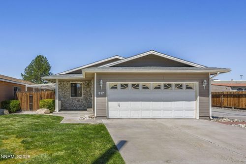 317 S West St, Yerington, NV, 89447-2568 | Card Image