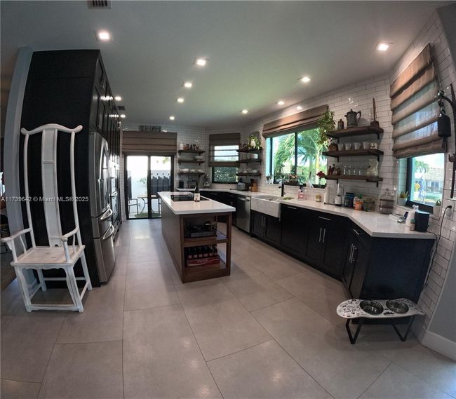 4000 Ne 23 Rd Ave, House other with 3 bedrooms, 4 bathrooms and null parking in Lighthouse Point FL | Image 23